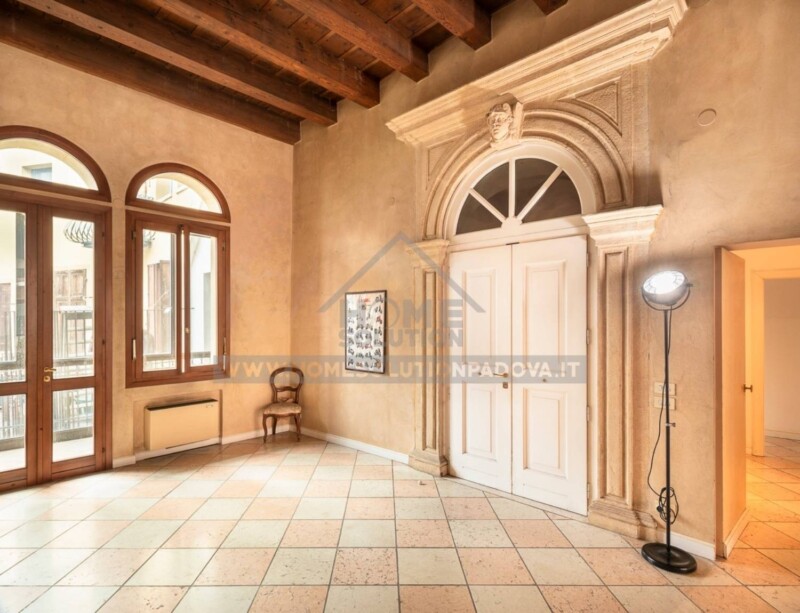 Meraviglioso piano nobile nel cuore di Padova