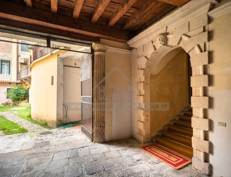 Meraviglioso piano nobile nel cuore di Padova