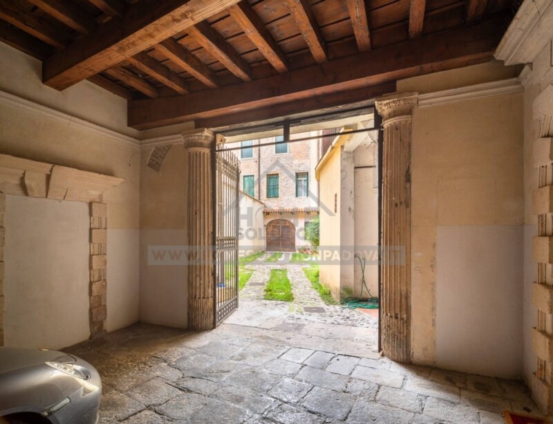 Meraviglioso piano nobile nel cuore di Padova