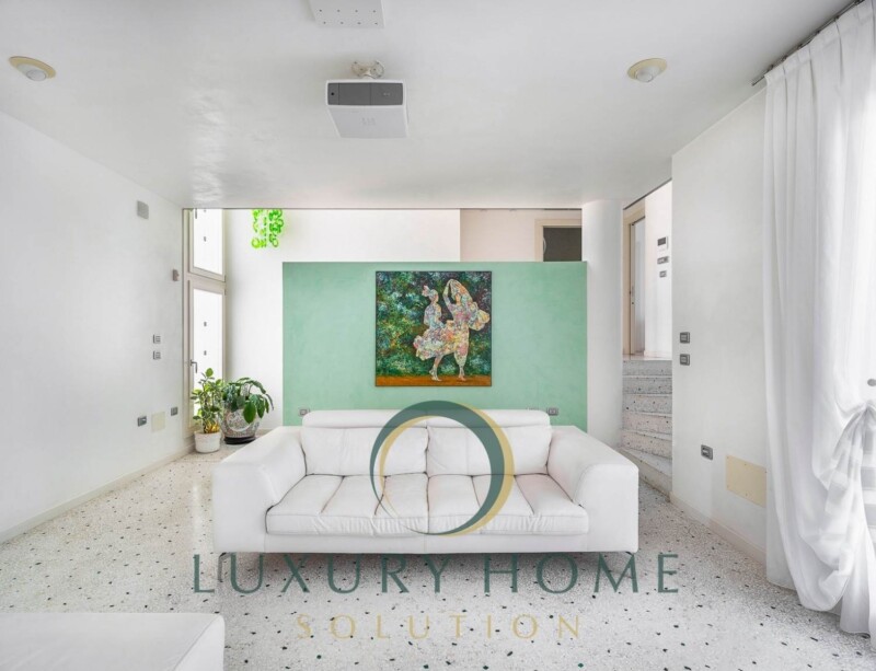 Signorile villa singola con giardino privato Rio - Ponte San Nicolò - Padova