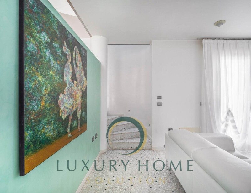 Signorile villa singola con giardino privato Rio - Ponte San Nicolò - Padova